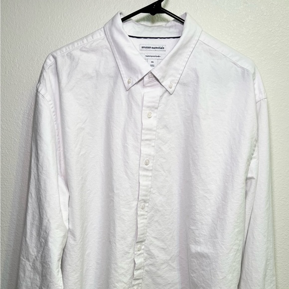 Amazon Essentials Other - Amazon Essentials Men's Regular-Fit Long-Sleeve Oxford
Shirt